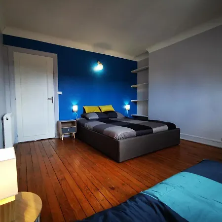 De L'isle - Sejours Pro - Wifi - Netflix - Plein Centre-ville Apartman Château-Thierry