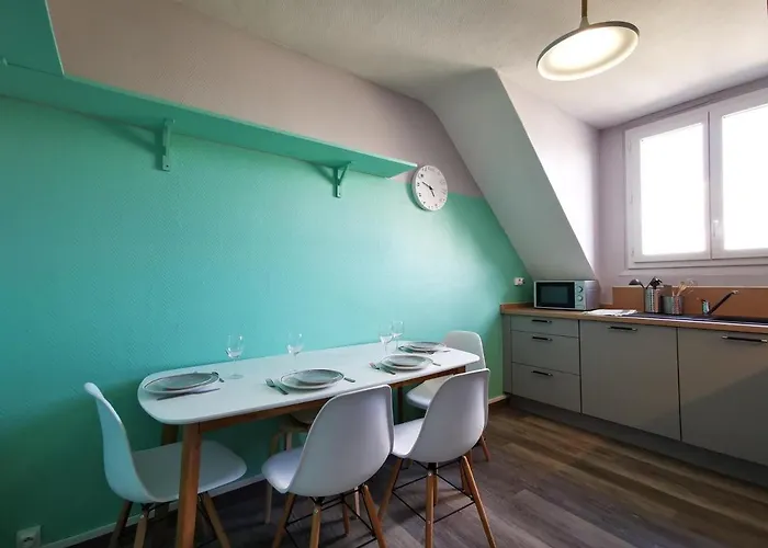 De L'isle - En Location Courte Durée